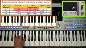Akkorde Greifen Beim Keyboard Spielen Demo Der Vollversion 38min Im O Key Onlinekurs Youtube Eine darstellung des griffbildes auf der tastatur mit sinnvollen fingersatzvorschlägen hilft ihnen schnell und leicht den. akkorde greifen beim keyboard spielen demo der vollversion 38min im o key onlinekurs