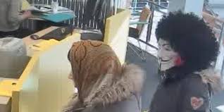 The swift code of unicredit bank austria ag in fulpmes, austria is bkauatwwful. Attempted Bank Robbery In Fulpmes Police Are Searching For Carnival Fools