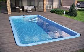 Scopri le caratteristiche delle nostre piscine in vetroresina e gli innumerevoli vantaggi che ne derivano. 15 Modelli Di Piscine Interrate In Vetroresina Monoblocco Mondodesign It