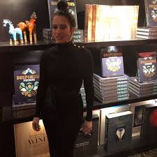 Ayrıca önder özen ile de temasımız olmadı. Ali Koc Un Esi Nevbahar Koc Bosphorus Originel Magazine ÙÙŠØ³Ø¨ÙˆÙƒ