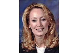 Lauren Sundberg's Instagram, Twitter & Facebook