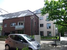 Achte im immobilienangebot jedoch auf möglicherweise versteckte kosten z.b. 4 Zimmer Wohnung Zu Vermieten Josef Metternich Strasse 1 1e 50354 Hurth Hermulheim Hurth Mapio Net
