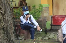 We did not find results for: Apa Kabar Larangan Bawa Hp Ke Sekolah Lombok Post