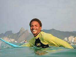 Matheus nunes ribeiro · декабрь 4, 2013. Instrutor De Surfe Denuncia Racismo Apos Ser Acusado De Roubo Band