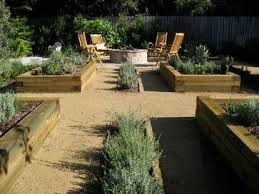 New Traditional Contemporary Landscape Los Angeles By Design By Nature Landscape Stud Backyard Landscaping Designs Garden Fire Pit Backyard Landscaping