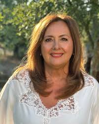 Nesse retrovisor da minha juventude, lembro-me daquilo que tantas vezes até  critiquei por excesso, e acabei por vir a repetir, numa preocupação  permanente em salvaguardar os filhos das intempéries da adolescência, e