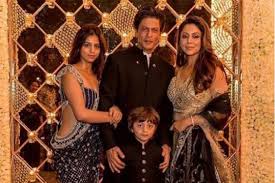 Dan si kecil abram yang lucu dan menggemaskan. Ditanya Agama Anak Anaknya Ini Jawaban Shah Rukh Khan