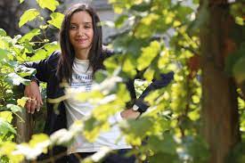 Rajae maouane créez un compte cumuleo se connecter. Qui Est Rajae Maouane La Nouvelle Co Presidente D Ecolo