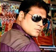 The team of dayanand shetty (daya), aditya srivastava (abhijeet), and ansha sayed (inspector purvi) have reunited but this time for a new show. Dayanand Shetty Dayanand Shetty Booking Tv Actor Artist Booking Celebrity Management Company Celebrities Daya Round Sunglass Men