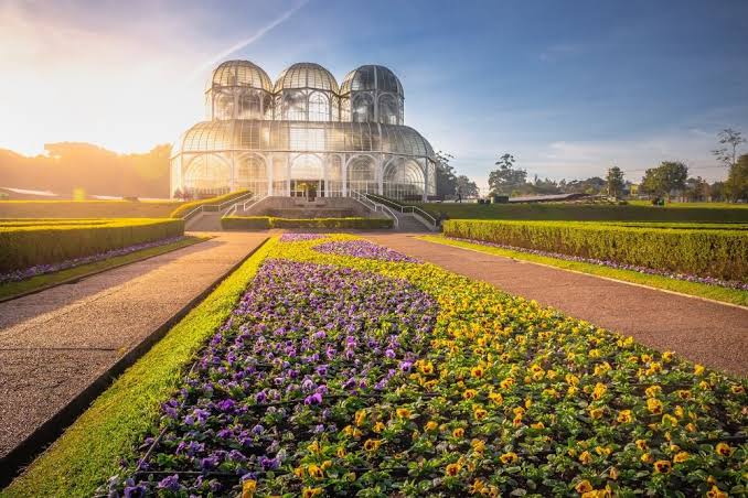 O Que Fazer em Curitiba no Fim de Semana: Roteiro Gratuito pelos Parques e Jardim Botânico
