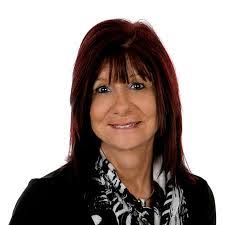 Darlene Ringler's Instagram, Twitter & Facebook