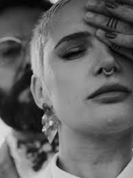 T A I N Á C L A U D I N O