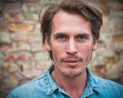 There have been rumblings from the swedish indie sector about magnus since he turned 20 when he got his first record. Kulturcentralen