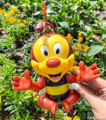 Today i'm sharing my 2020 christmas shop with me at at home! Pin By Madison Sullivan On Holidays In 2020 Disney World Disney Bee