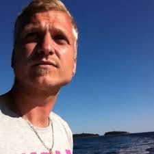 Robert Asplund (@ro0bban)