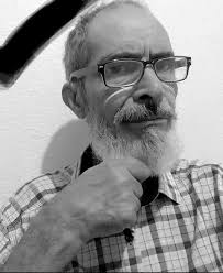 تعازينا القلبية العميقة الصادقة لكل أفراد عائلة الاستاذ شيبوط نورالدين الذي  درسني مادة الإنجليزية في متوسطة سي الحواس بمدينة عين وسارة اللهم الهم ذويه  جميل الصبر و السلوان و ان يسكنه فسيح