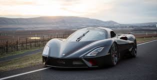 La ssc ultimate aero dépasse la bugatti veyron. La Ssc Tuatara Est La Voiture La Plus Rapide Du Monde