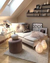 Deko Ideen En Instagram Acuestate Pon Musica Y Simplemente No Hagas Nada Me Lo Imagino Muy Bien Aqui 2020 Cati Kati Oturma Odasi Oda Dekoru Kucuk Yatak Odalari