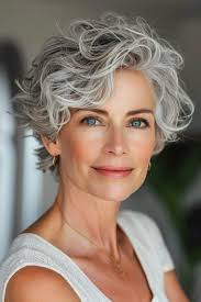 cortes para damas mayores de 50 /60