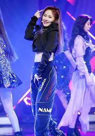 Mia Of Everglow Kpop Girls Kpop Outfits Kpop Girl Groups