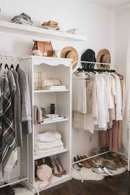 Porte Vetement Penderie Et Armoire Grillagee Les Rangements Petit Espace Idee Deco Dressing Deco Dressing Decoration Dressing