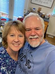 Will there be taxis available at Fort Lauderdale airport at 11pm to take us  to our hotel?