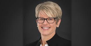 Maxine Canty's Instagram, Twitter & Facebook