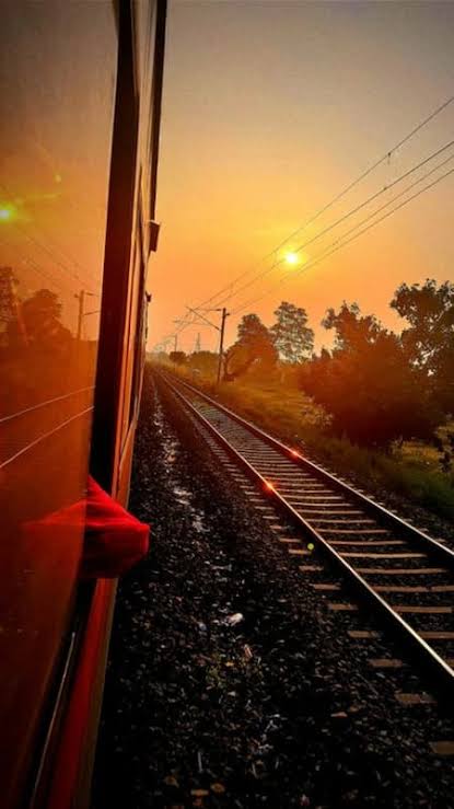 5 Oldest Trains In India