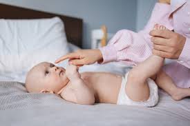Diapers With Wetness Indicators: What Are They And How Do They Work? -  Comfort Plus
