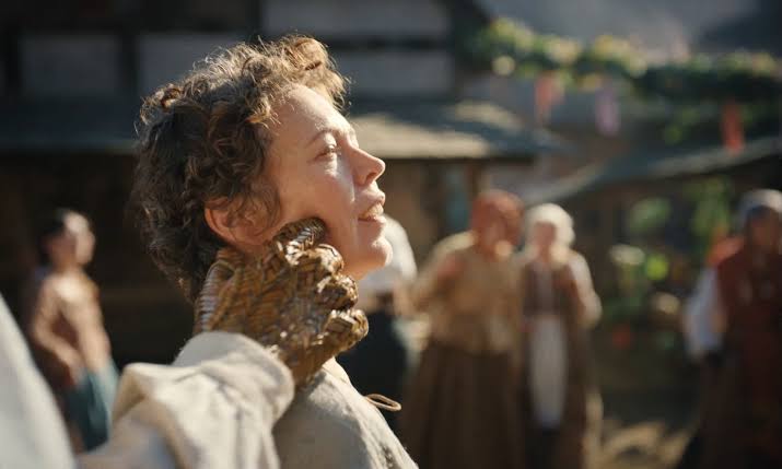 Alexander Skarsgård as a Wicker Man in 'Wicker' with Olivia Colman | TikTok