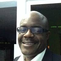 300+ "Régis" profiles