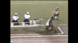 Mit neun olympischen goldmedaillen avancierte carl lewis zum erfolgreichsten leichtathleten. Long Jump Tokyo 1991 Carl Lewis 8 91m 2 9w Youtube