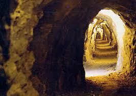 Risultati immagini per oro e miniera