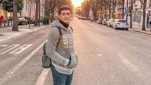 Profil dan agama wenny ariani diduga wanita inisial w yang mengaku telah melahirkan anak rezky aditya seorang artis indonesia. Osz5uta5dmkdbm