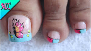 Uñas decoradas con flores y mariposas para los pies elsexoso. Bonitas Decoracion De Unas De Pies Mariposas Unas Decoradas