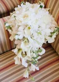Wedding styles come and go, but white never goes out of style: 25 White And Cream Bouquets Ideas Cream Bouquets Wedding Bouquets Bridal Bouquet