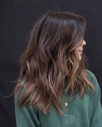 In questo articolo parleremo di schiariture leggere sui capelli castani. Schiariture Su Capelli Castani Da Fare A Casa Archzine It