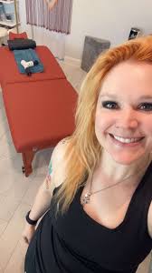 Motus hand therapy setup with foam cushion