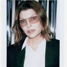 Mantel's Sadie Perry On Launching Her First Bricks-And-Mortar Site In  Hackney