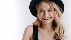 Sandra Kisić na LinkedIn: Nikola Čechová alias Shopaholic Nicol včera  představila svou kolekci…