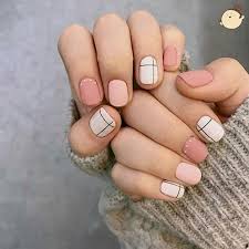 Aycrlic nails, hair and nails, cute nails, pretty nails, gliter nails, glam nails, best acrylic nails, acrylic nail art, glitter nail art. Light Plain Simple Nail Art Designs For Short Nail Trendy Nails Simple Nails Trendy Nail Art