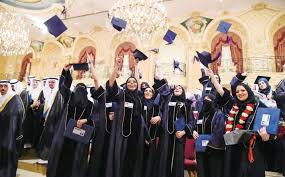 معلومات عن مدة دورة كلية الملك فهد الامنية. Ù…Ø´Ø¹Ù„ Ø¨Ù† Ù…Ø§Ø¬Ø¯ ÙŠØ²Ù 339 Ø®Ø±ÙŠØ¬Ø§ Ù…Ù† Ø³Ù„Ø·Ø§Ù† Ù„Ù„Ø¥Ø¯Ø§Ø±Ø© Ø¥Ù„Ù‰ Ø³ÙˆÙ‚ Ø§Ù„Ø¹Ù…Ù„ Ø§Ù„Ù…Ø¯ÙŠÙ†Ø©