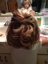 Little Girls Wedding Hair My Niece Annabel Loved Her Curls I Little Girl Wedding Hairstyles Hair Styles Short Wedding Hair