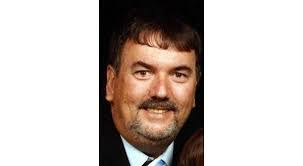 Dean Plummer's Instagram, Twitter & Facebook