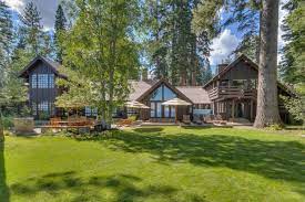 We all know mark zuckerberg is a multi billionaire and with his fortune he's apparently invested in 10 properties across 4 different cities. Inside Mark Zuckerberg S Rustic Lake Tahoe Waterfront Estate Idesignarch Interior Design Architecture Interior Decorating Emagazine