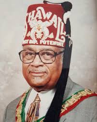 Roger Hilton Obituary