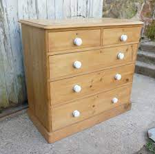 Antique chest of drawers have changed dramatically over the centuries due to better tools, better cabinet makers and wealthier people leading to larger demand. A Large Victorian Pine Chest Of Drawers Antiques Atlas
