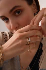 Syskonen Helena Ring