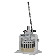 Mini Plateau Diviseur De Pate De Boulangerie Pain Manuel Faisant La Machine Buy Divider Dough Mini Manual Dough Divider Dough Cutting Machines Bakery Dough Cutting Machine Product On Alibaba Com