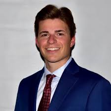 Hi all! I'm seeking a new role and would appreciate your support. If you  hear of any opportunities or just want to catch up, please send me a  message or comment below.